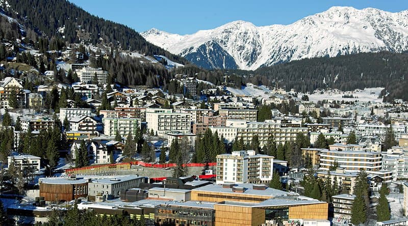 MasterCard and TransferWise Executives Debate Blockchain Disruption at Davos 1