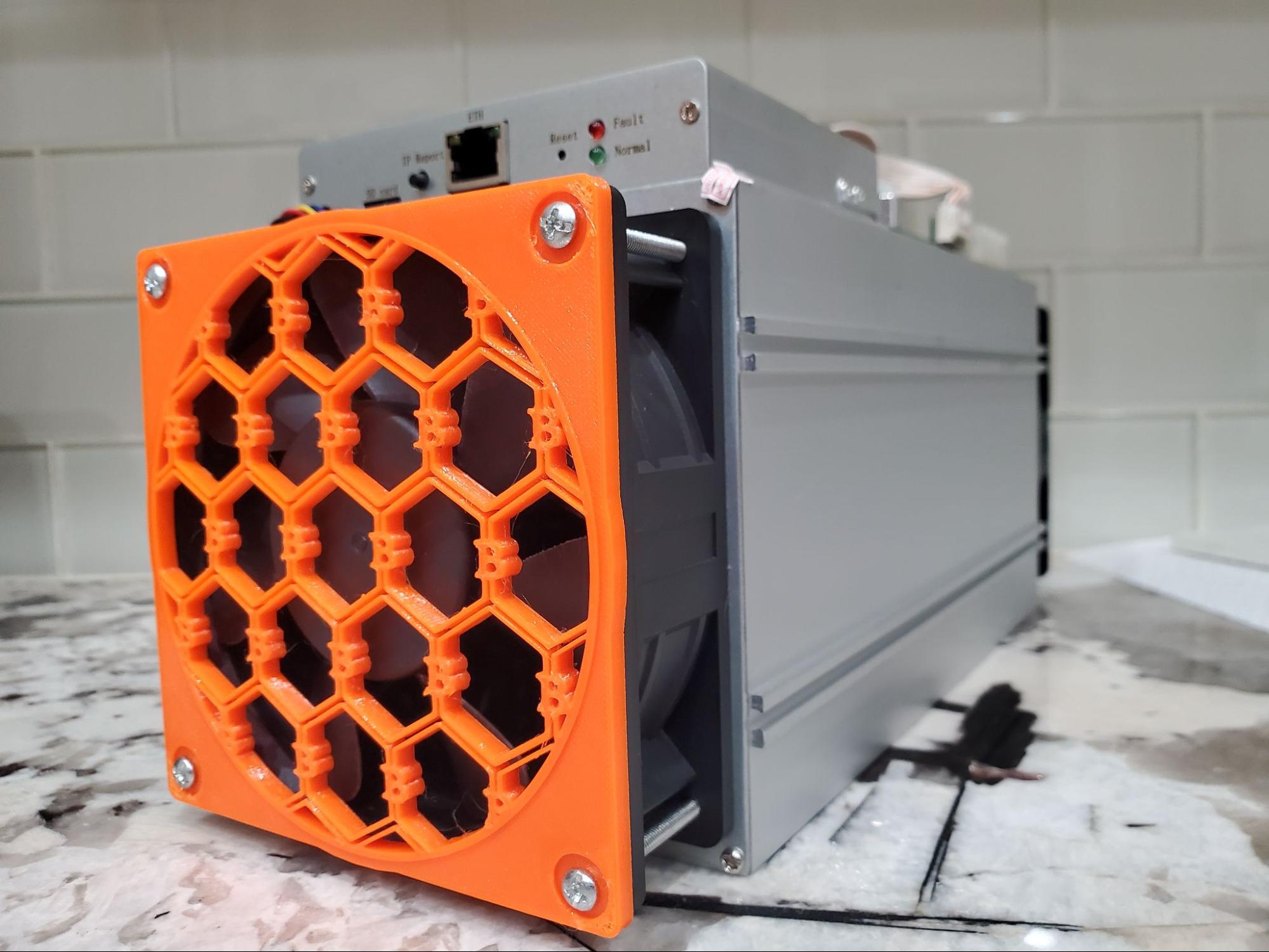 Bitcoin Mining Loaner Program Helps Teach New Users 1