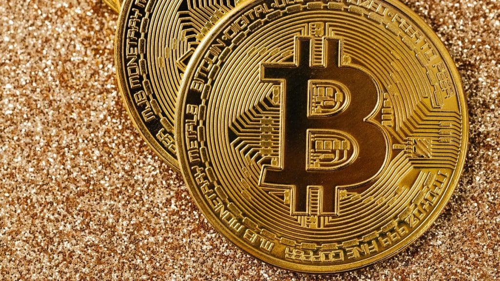 比特币突破44,000美元 分析师指密切留意1月10日 SEC或通过现货ETF