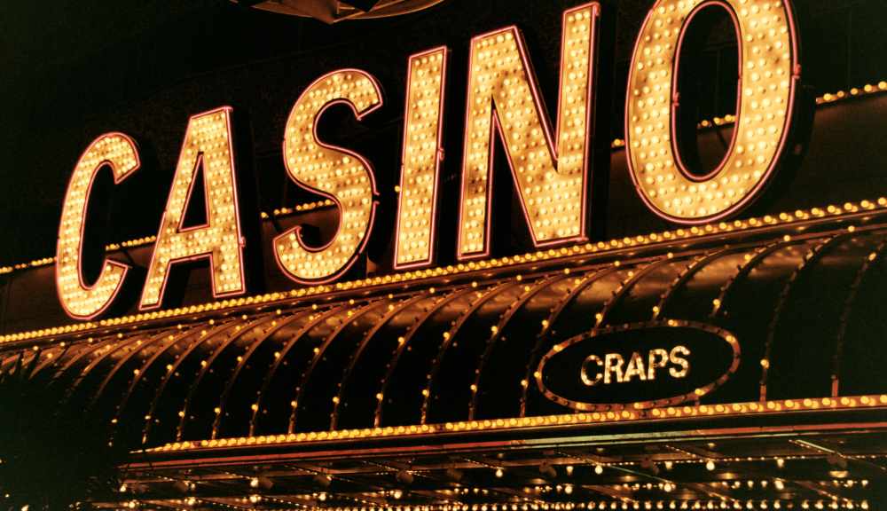 Prós e contras de jogar em novos cassinos