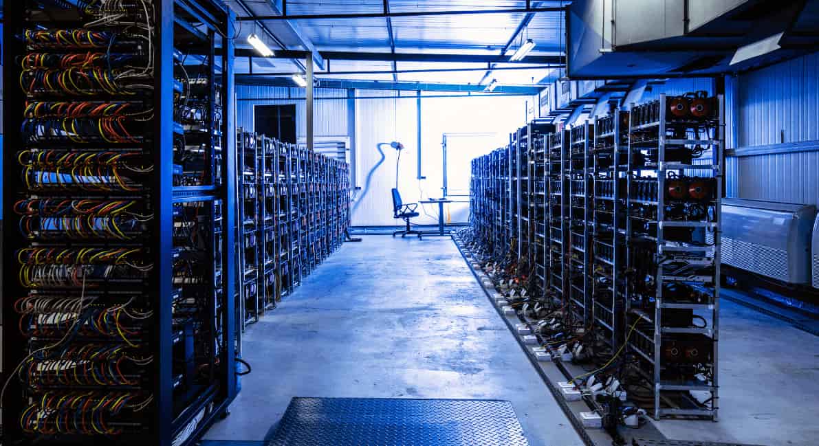 Nga hợp pháp hóa đào tiền ảo