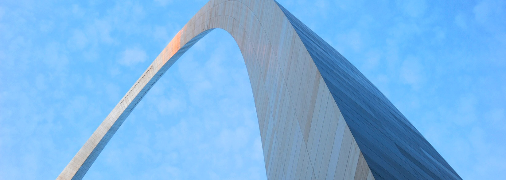 St. Louis Federal Reserve Bank Likens Bitcoin to “Regular Money”