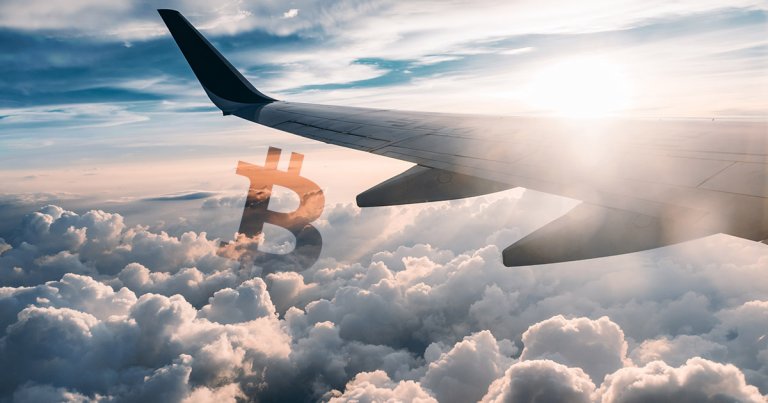 Bitcoin reclaims key logarithmic growth curve as the case for upside grows