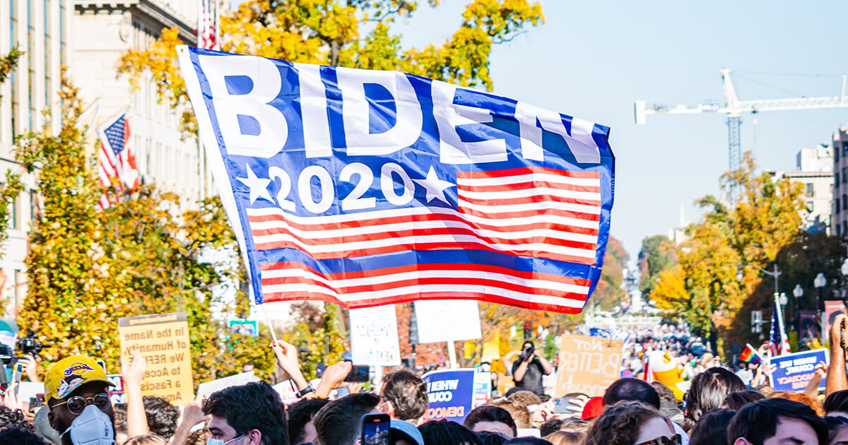 Ripple CEO cautions against institutional Bitcoin investments in Biden era