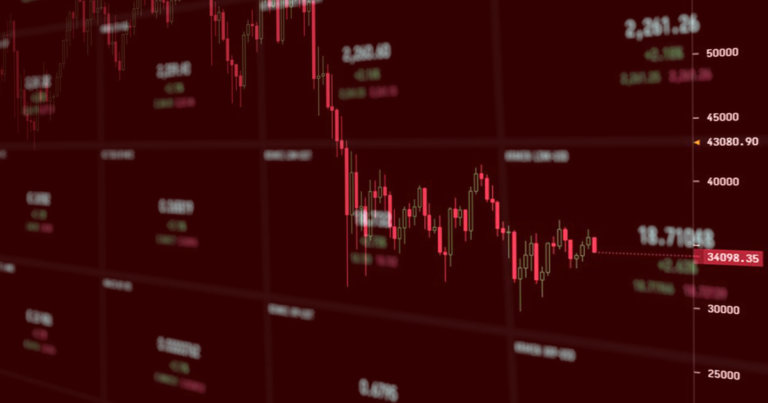 Ethereum, altcoins ‘chop’ as crucial Bitcoin metric sees 28% decline
