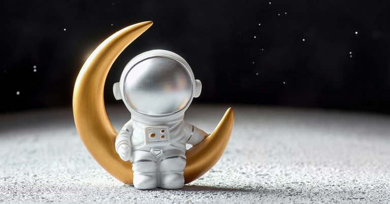 LunarCrush’s new feature will reward users for posting opinions
