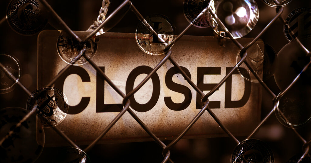 CoinLoan halts all withdrawals, user services