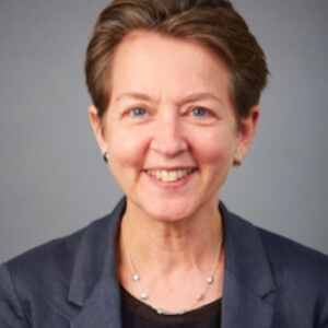 Sara Hall photo