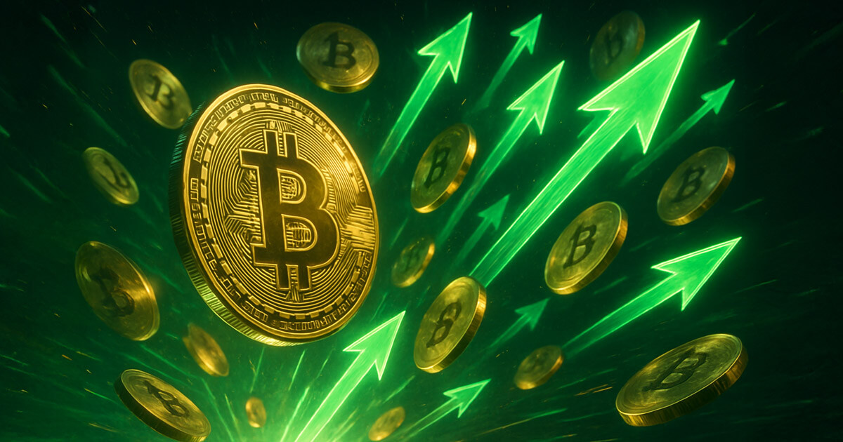 Bitcoin climbs to $117k as volatility spikes across markets after compression