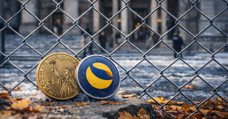 dollar coin and a worn Terra token sit behind a courthouse fence, symbolizing how the Jump–Terraform lawsuit is testing confidence in stablecoin trust structures.