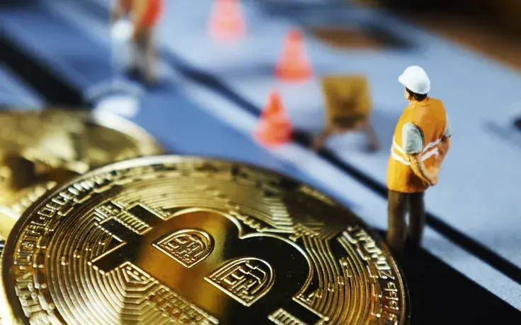 Miners Keep Accumulating Bitcoin in Large Amounts: Glassnode Data