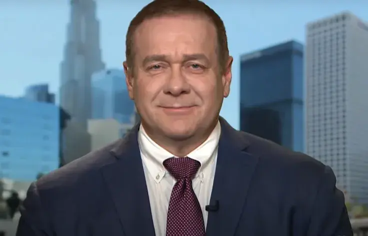 Guggenheim CIO Warns Crypto Holders About Volatile Holiday Weekend 