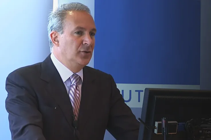 Peter Schiff Unveils How He Would Have Spent Bitcoin Profits Now Had He Bought BTC Early