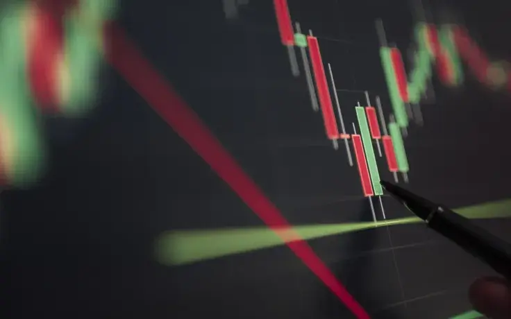 Traders Lose $221 Million in Liquidations as Bitcoin, Altcoins Drop: Details