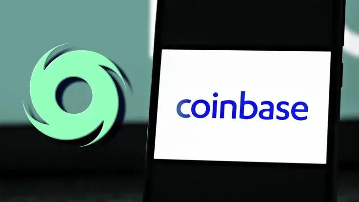 Coinbase Helping Plaintiffs Sue US Regulator, Here's Why: Bloomberg