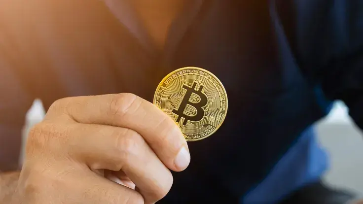 Bitcoin's Correlation with S&P 500 Dips from Recent Highs