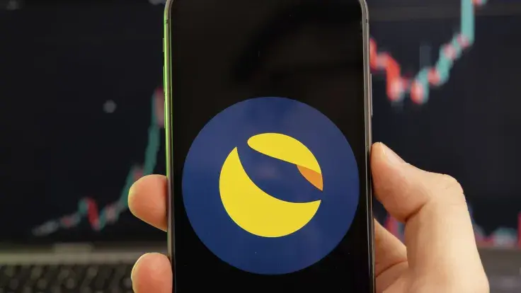 LUNC Price Suddenly Jumps 11% as Billions of Tokens Are Burned