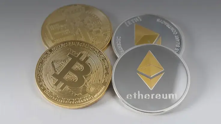 Bitcoin (BTC) & Ethereum (ETH) Minority Addresses' Amount Breaks Records