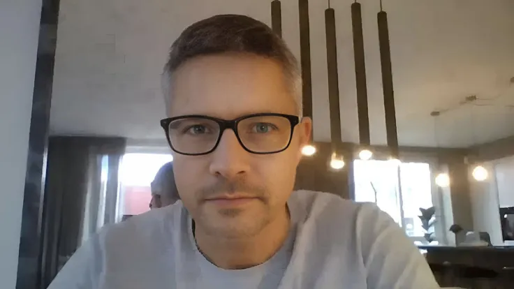 Trading Legend Henrik Zeberg Says Altcoin Season Is Close