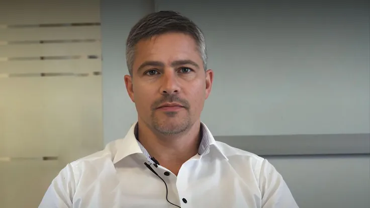 Epic Surge in Crypto Predicted by Henrik Zeberg, Pattern Revealed