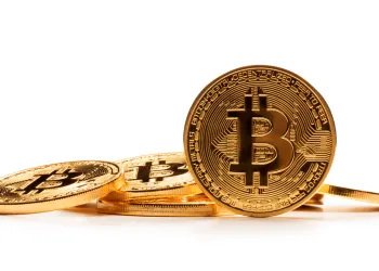 ¿Cómo afectarán los recortes de las tasas de interés al precio de Bitcoin?