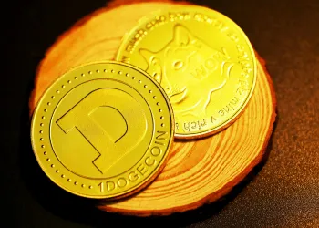 ¡Alerta Dogecoin! Análisis técnico anticipa posibles caídas