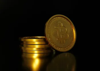 ¡Zonas clave de Bitcoin al descubierto! El mapa de calor de liquidez revela los próximos movimientos