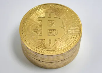 ¿Repunte de Bitcoin a 166.000 dólares? Un analista explica cómo podría suceder