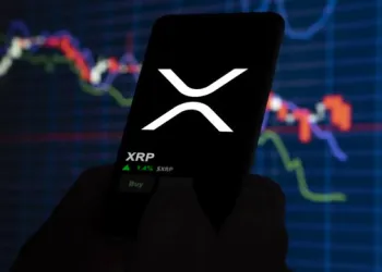XRP rompe resistencia y gana impulso: ¿Pueden los alcistas sostener el repunte?