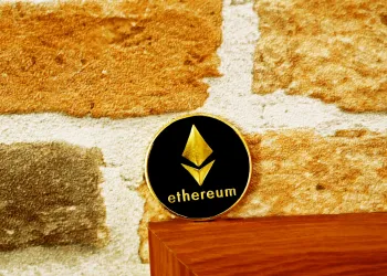 ¿Ethereum a $8,000? Analista predice que ETH sigue el ciclo alcista de Bitcoin de 2018-2021