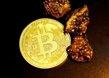 Bitcoin Following Gold’s Footsteps? Analyst Sets Mid-Term Target At $155,000