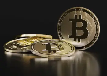 Bitcoin Price Risks Market Crash After Closing Below Final Weekly Resistance