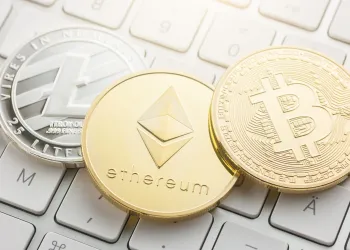 Crypto Markets Trade Mixed, Analysts Cautiously Bullish on Litecoin and Ethereum