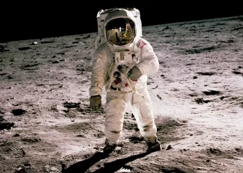 New Bitcoin Users, the moonlanding classic photo