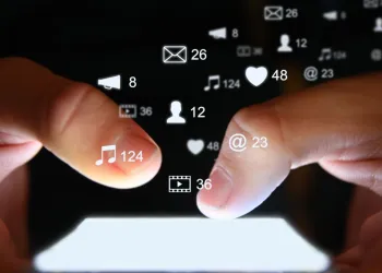 Arbitrum social media