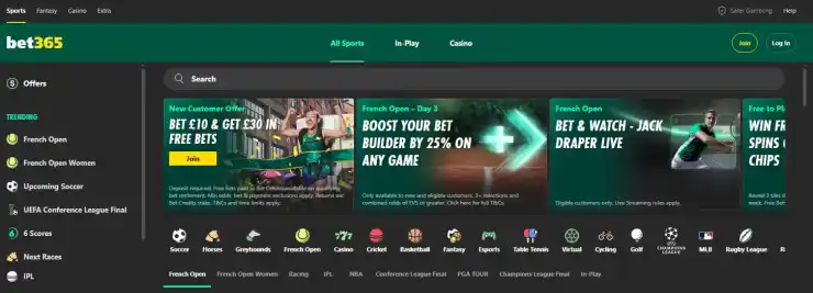Bet365 homepage displaying bonuses and betting markets