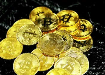 Bitcoin Withdrawal Wave Points To Another Major Leg Up In The Bull Cycle, Analyst Says